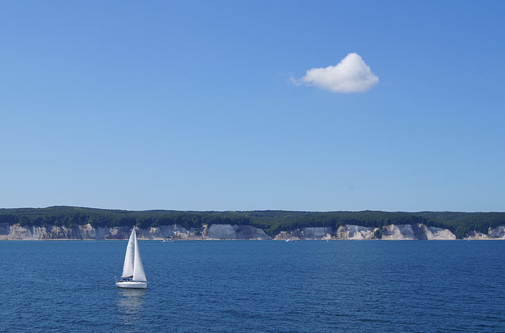 остров Рюген, Балтийско море, ветроходна лодка, лято, синьо, небе, езеро