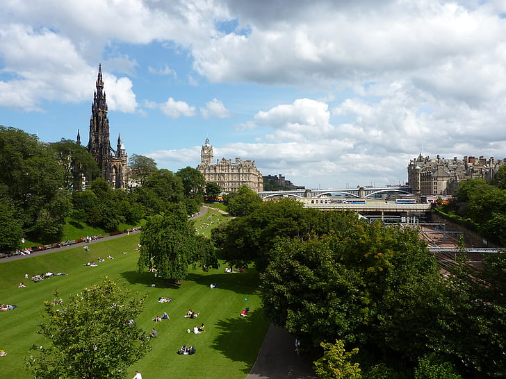 Edinburgh, Princess street, Skottland, staden, turism, skotska, trädgård
