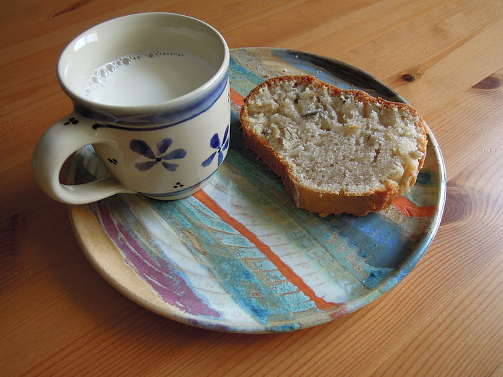 vėlyvieji pusryčiai, pusryčiai, puodelis, pieno, lėkštė, plokštelė, Feliksas