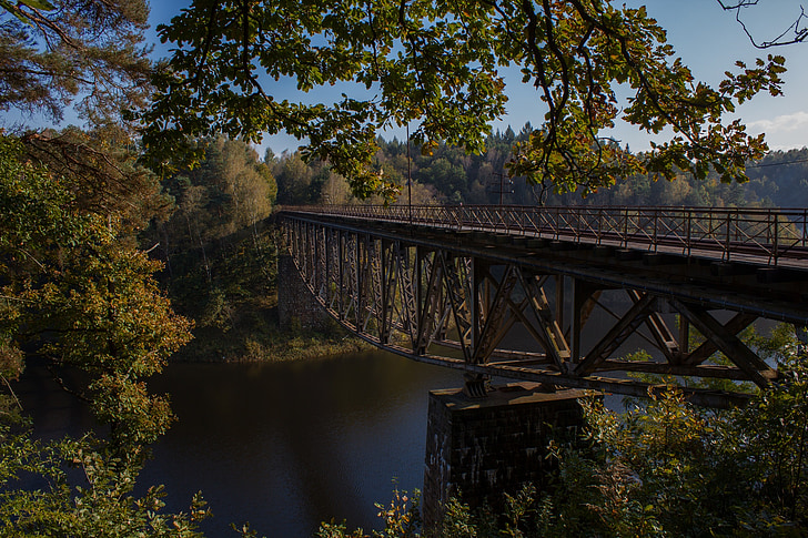 γέφυρα, την οδογέφυρα, σιδηροδρόμων, το φθινόπωρο, Ποταμός