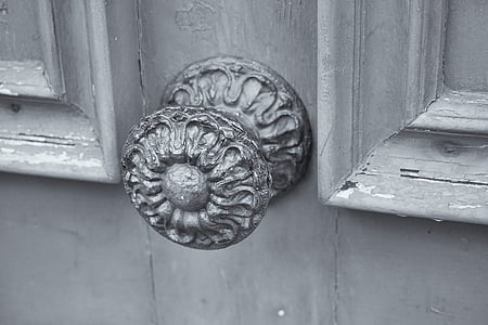 handle, metal, door, wooden door, door handle, entée, hand