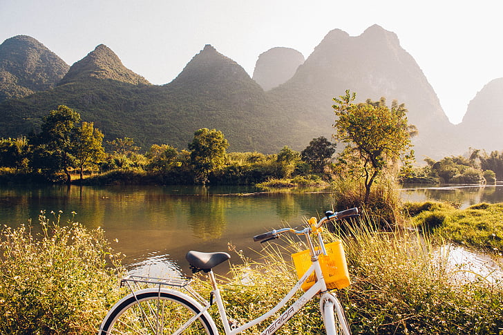จักรยาน, ใกล้, ร่างกาย, น้ำ, เวลากลางวัน, ภูเขา, ต้นไม้