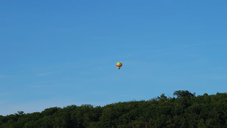 karšto oro balionas važiuoja, vakare, atmosferos