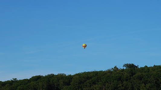 горещ въздушен балон машинист, вечерта, атмосферни