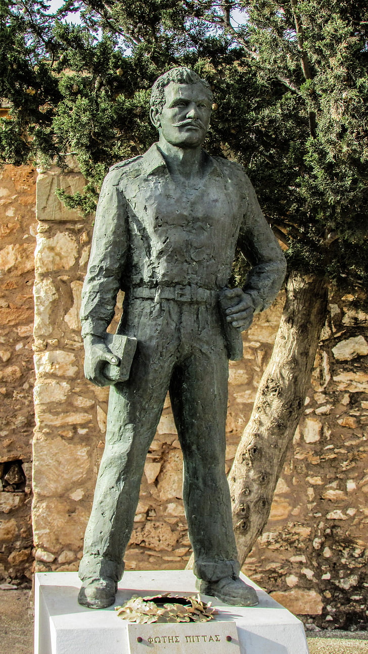 Cypern, Liopetri, achyronas, staty, hjälte, landmärke, museet