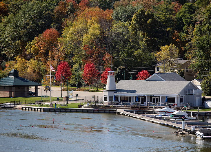 Appleton wi, jesen, Jedriličarski klub, Fox river, boja, izvan, vožnja čamcem