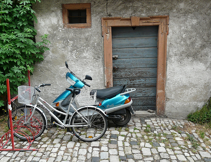 bicicleta, motos, puerta, antiguo