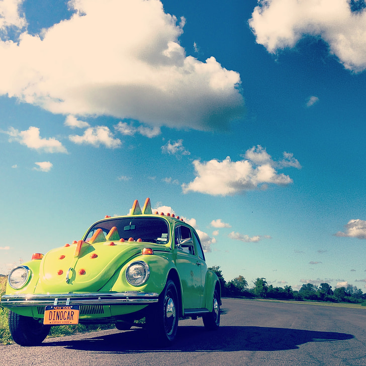 VW beetle, Volkswagen, VW, auto d'epoca, whimsical, verde, divertente