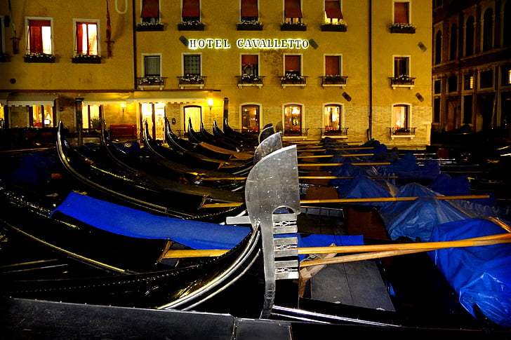 Venedig, Italien, die Gondel, Nacht
