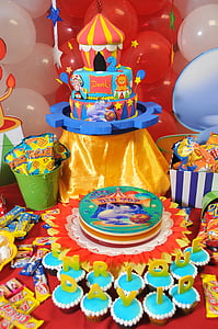 케이크, 파티, 젤리, 테이블, 달콤한, 사탕, 레드