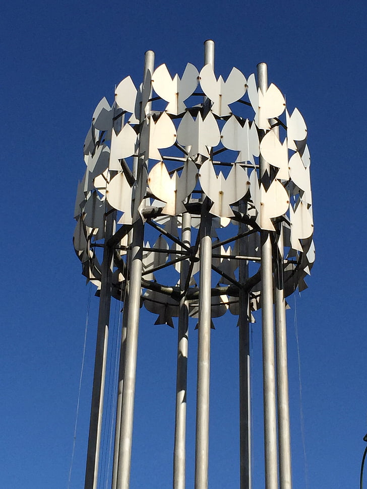 Dessau, cielo blu, Monumento, Colomba, armonia, socialismo, Monumento alla pace