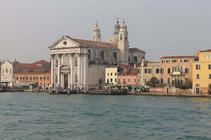 Benátky, kanály, Giudecca