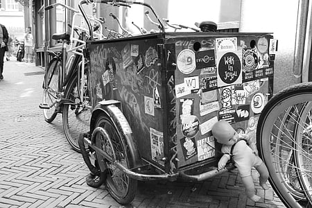 dviratis, dviračių priekabos, priekabos, lėlės, Amsterdamas, Olandijoje, rato