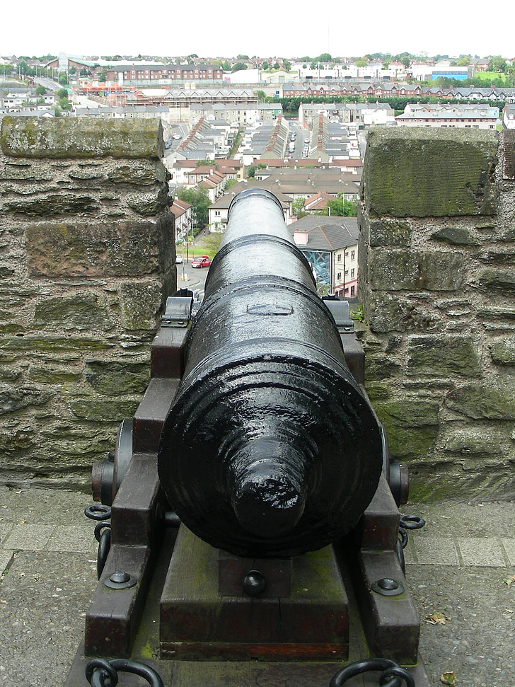 Derry, Londonderry, Irland, Cannon