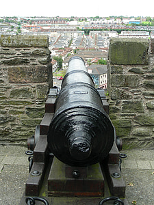Derry, Londonderry, Irlanda, canhão