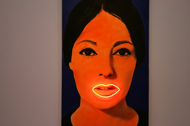 Raysse, al neon, arte moderna, Pompidou, Parigi, donne, volto umano