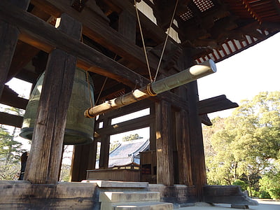 ระฆัง, สถานที่ศักดิ์สิทธิ์, ญี่ปุ่น