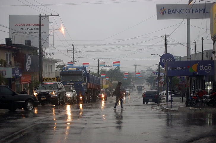 carretera, lluvia, Automático, mujer, publicidad, Paraguay, América del sur