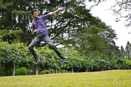 Bahagia, suasana hati bahagia, sukacita, melompat, pemuda, Sri Lanka, Anak laki-laki