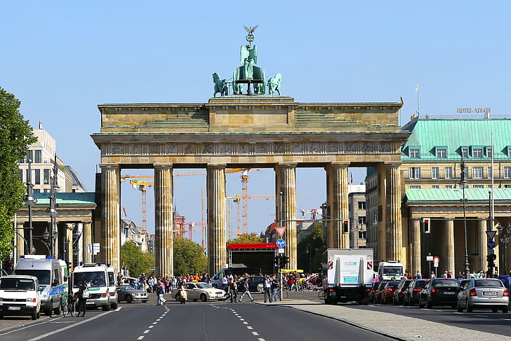 berlin, brandenburg gate, landmark, architecture, places of interest, tourist attraction