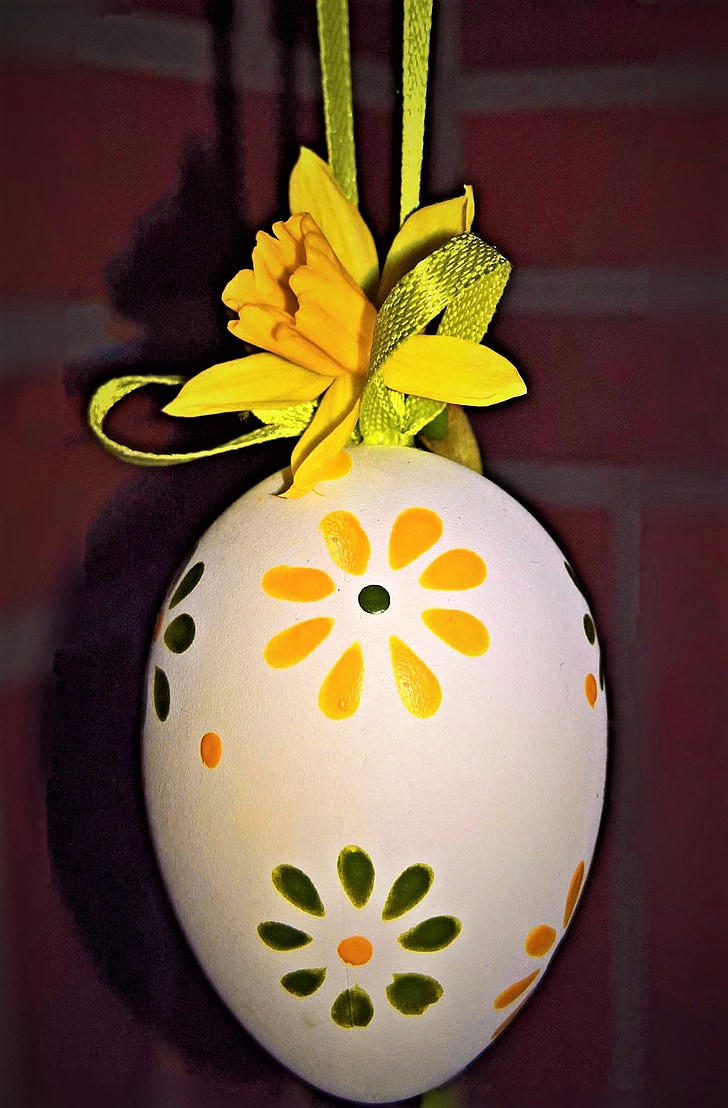 easter, easter egg, tradition, blow out, paint, hang, loop