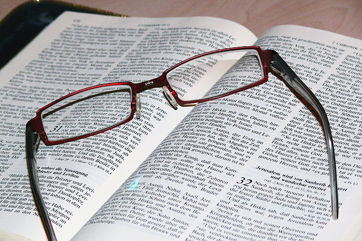 พระคัมภีร์, แว่นตา, อ่าน, การศึกษา, ไลบรารี, หนังสือ, หนังสือ