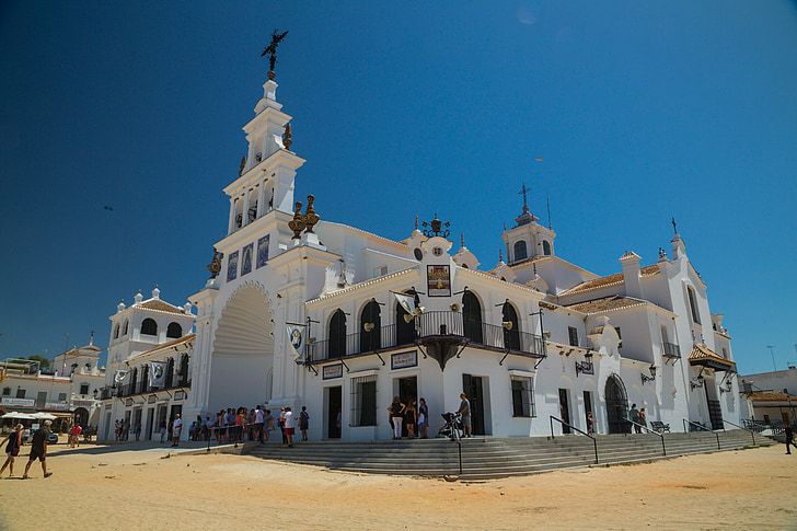 förlägga av pilgrimsfärd, El rocío, Andalusien, Spanien, vita byar, kyrkan, turism