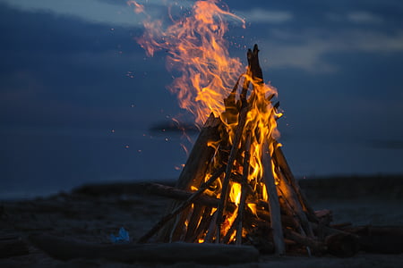 Koster, pohodlí, ohniště, večer, pláž, svíčka, plamen