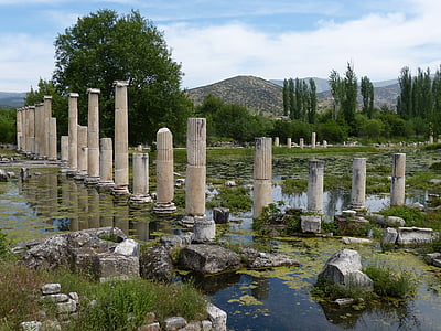 aphrodisias, Turčija, izkopavanja, starinsko, antike, tempelj, stolpci
