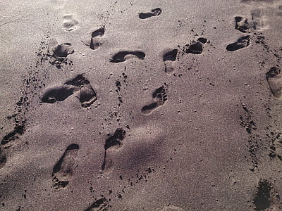 banke, otisci stopala, plaža, pijesak