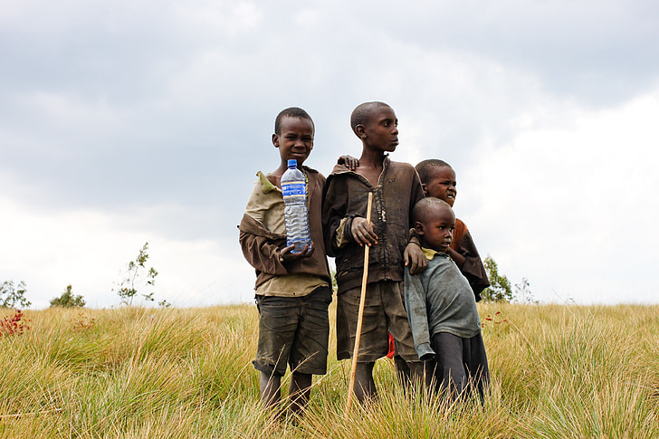 vaikai, Burundis, butelis, vandens, skurdo, Afrika, dangus