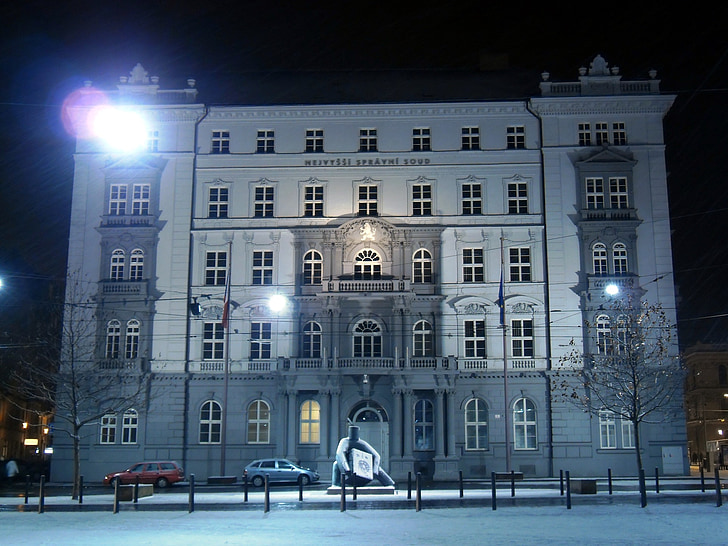République tchèque, Cour suprême, bâtiment, point de repère, historique, nuit, soirée