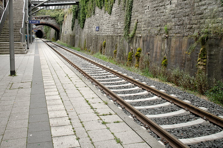 Bahnhof, Track, Schienen, Zug, Plattform, Bahnverkehr, Eisenbahnschienen