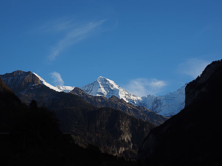 Monk, panorama över bergen, Mountain, serie 4000, Lauterbrunnen, bergstopp, bergskedja