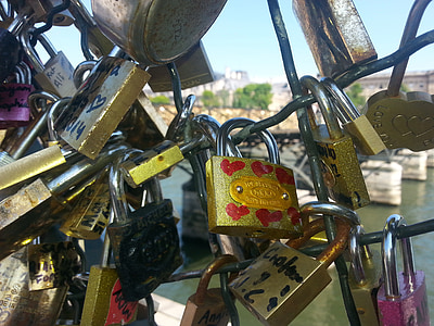 love locks, castle, love, castles, liebesbeweis