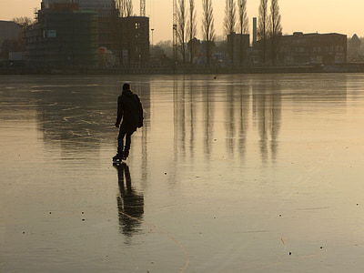Teluk rummelsburg, Berlin, musim dingin, es, Skate, skater, skating