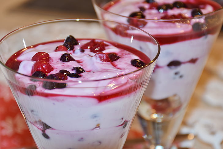 dessert, glass, sweet, sweet dish, quark, berries, benefit from