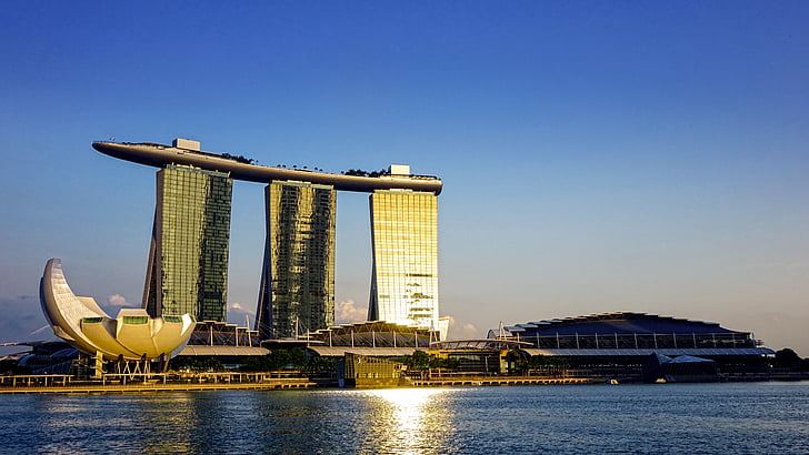 Singapore, Marina bay sands, ArtScience museum, Landmark, Singapore rivier, blauwe hemel, Hotel
