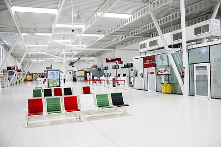 repülőtér, Lublin, terminál, jegyek, menet közben