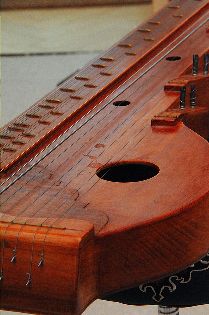 cítara, instrumentos de corda, música, músico, reproduz música, instrumento musical, madeira - material