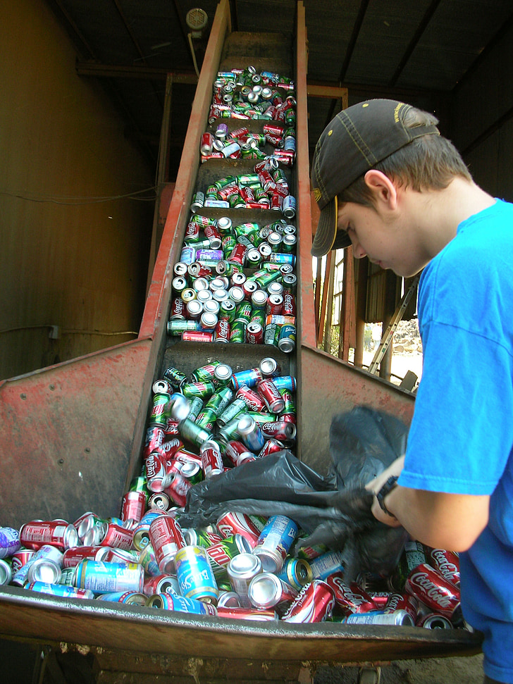 atkritumu apsaimniekošanas pakalpojumi, atkritumu apsaimniekošana, komerciālo atkritumu apsaimniekošanas, otrreizējā pārstrāde, konservu kārba, var