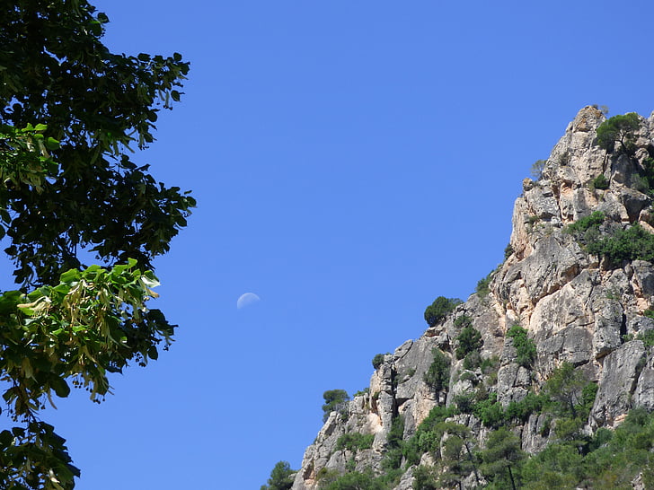 βουνό, βράχια, ουρανός, φεγγάρι, ημέρα Σελήνης