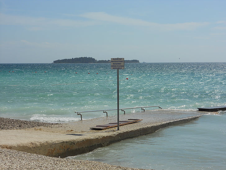 Chorvatsko, Jaderské moře, pláž, svátek