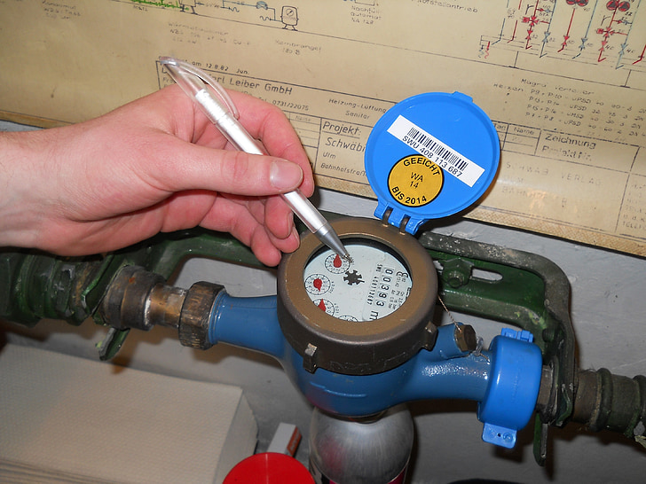 water meter reader, water retrieve, water clock