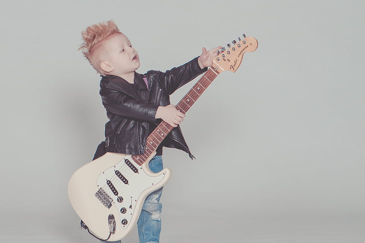 μωρό, κιθάρα, ροκ, Αγόρι, μουσική, μουσικός, μουσικό όργανο