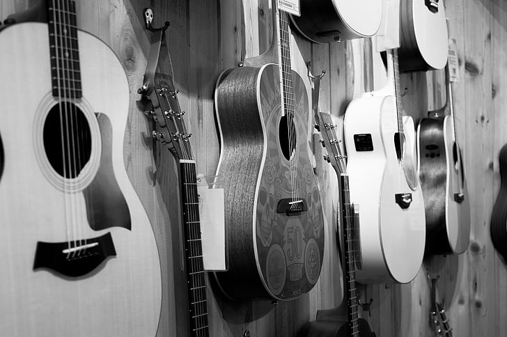 Akustinė, Akustinė gitara, juoda ir balta, gitaros, muzika, parduotuvė, gitara