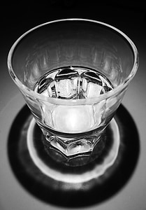 eau, verre, transparent, noir et blanc, contraste, Crystal, mise en miroir