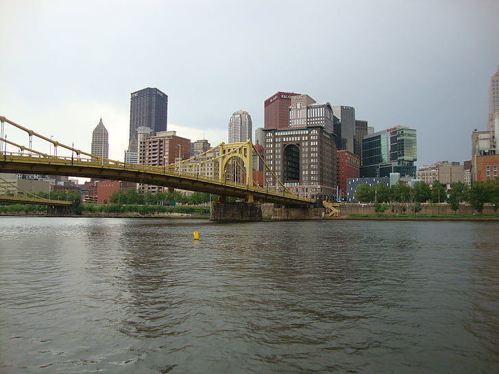 brug, rivier, uitzicht vanaf het pnc park, Pittsburgh, Pensylvania