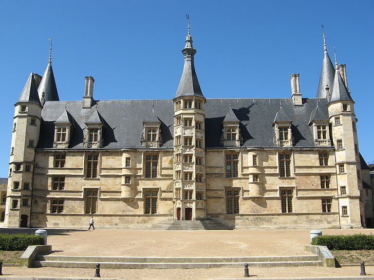 Ducal palace, Castle, Nevers, Frankrig