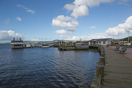 Nova Zelanda, Turisme, Rotorua, Llac Rotorua, Moll, vaixell creuer, dies de sol